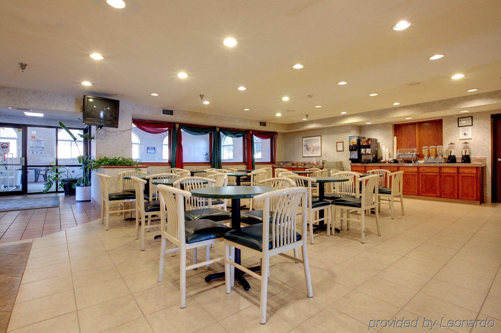 Americas Best Value Inn And Suites Saint Charles Restaurant foto
