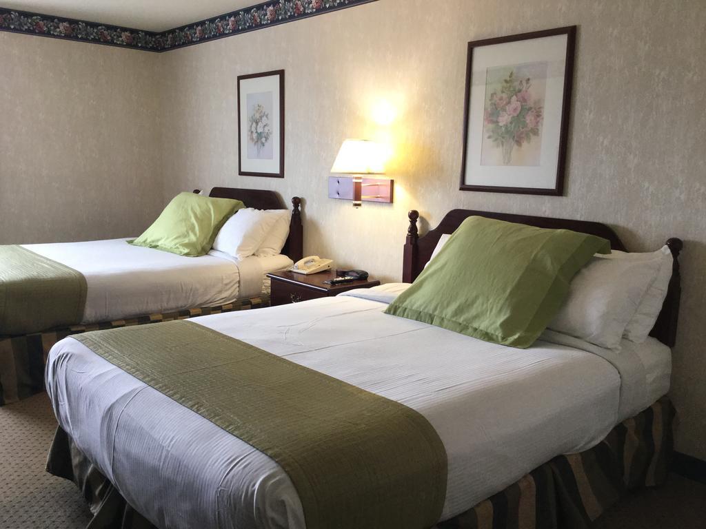Americas Best Value Inn And Suites Saint Charles Exterior foto