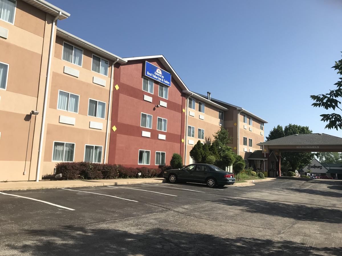 Americas Best Value Inn And Suites Saint Charles Exterior foto