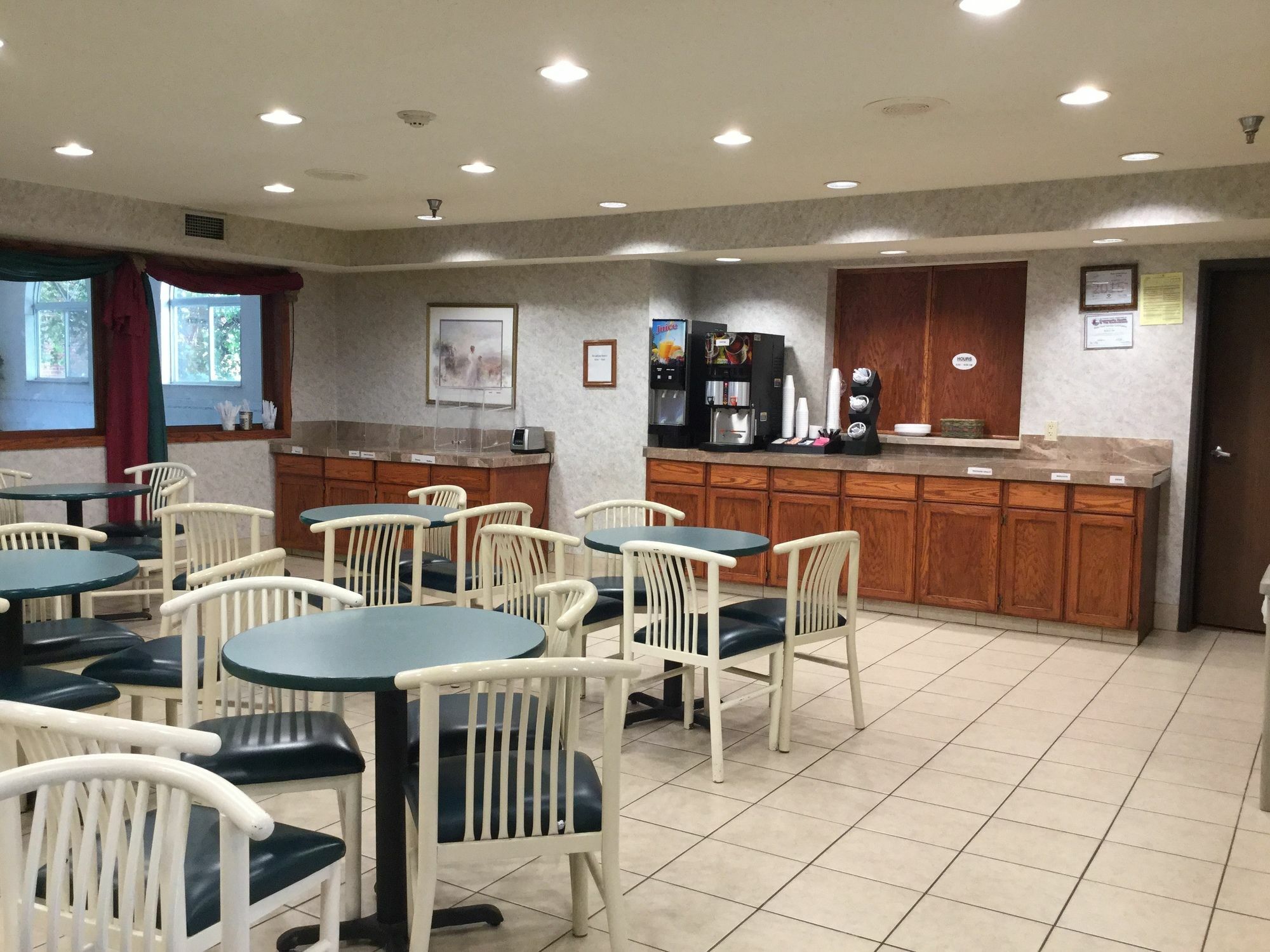 Americas Best Value Inn And Suites Saint Charles Exterior foto